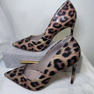 NEW Steve Madden Women's Sz 8 Vala Stilettos Pointed Toe Pumps Leopard Patent